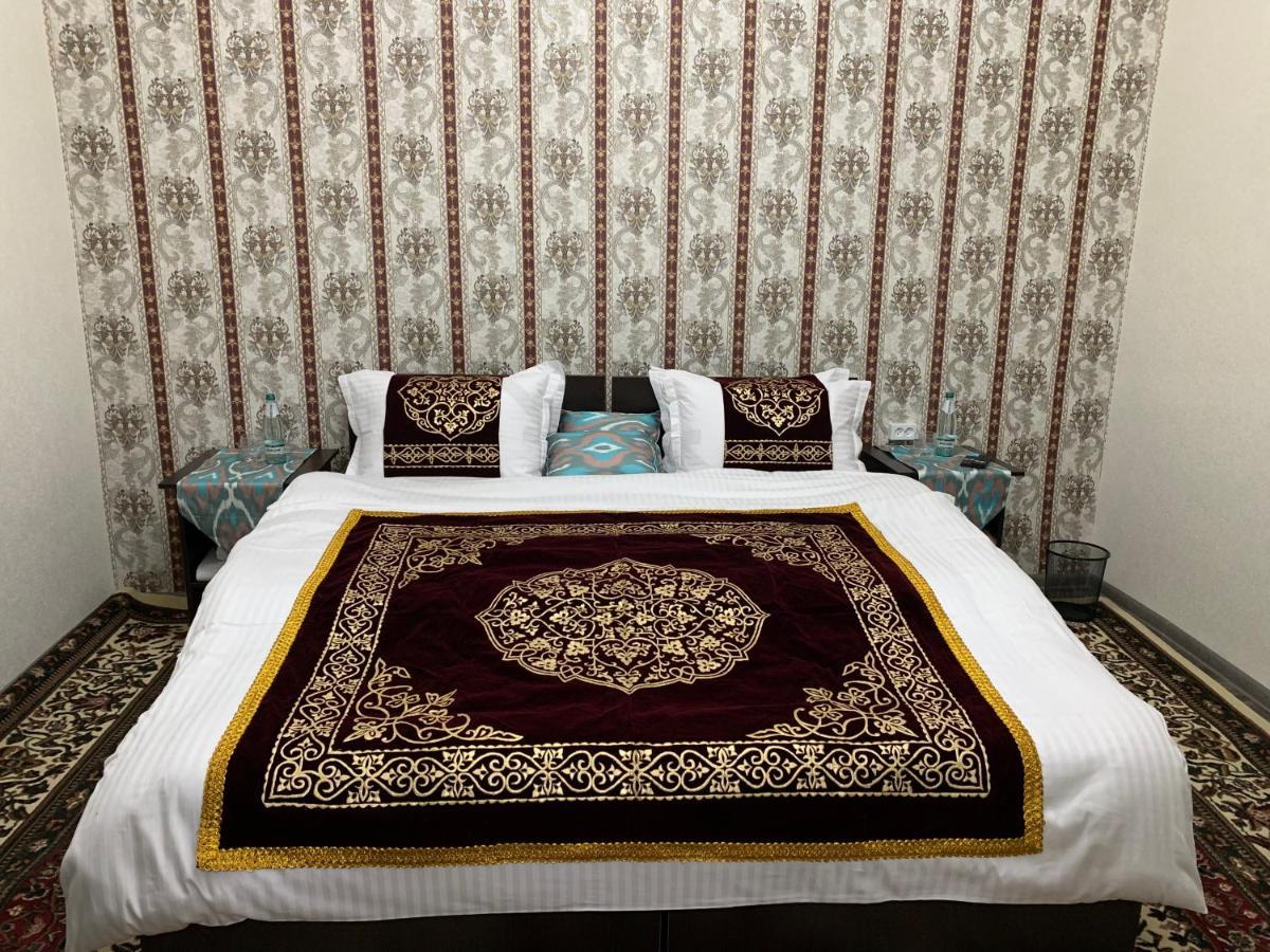 Old Safari Golden Location Guest House Buchara Zewnętrze zdjęcie